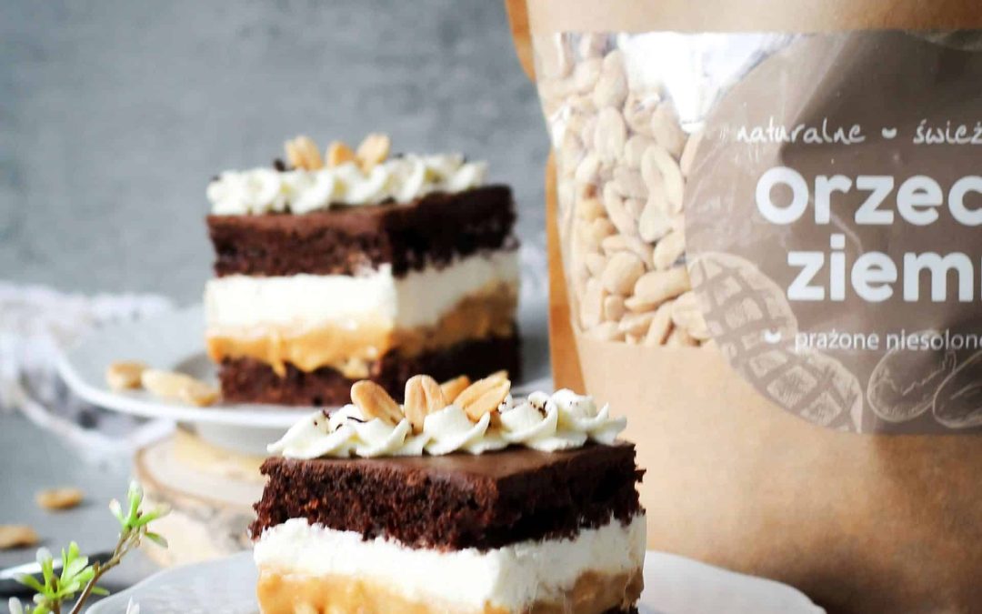 PRZEPIS NA CIASTO CZEKOLADOWE Z ORZECHAMI